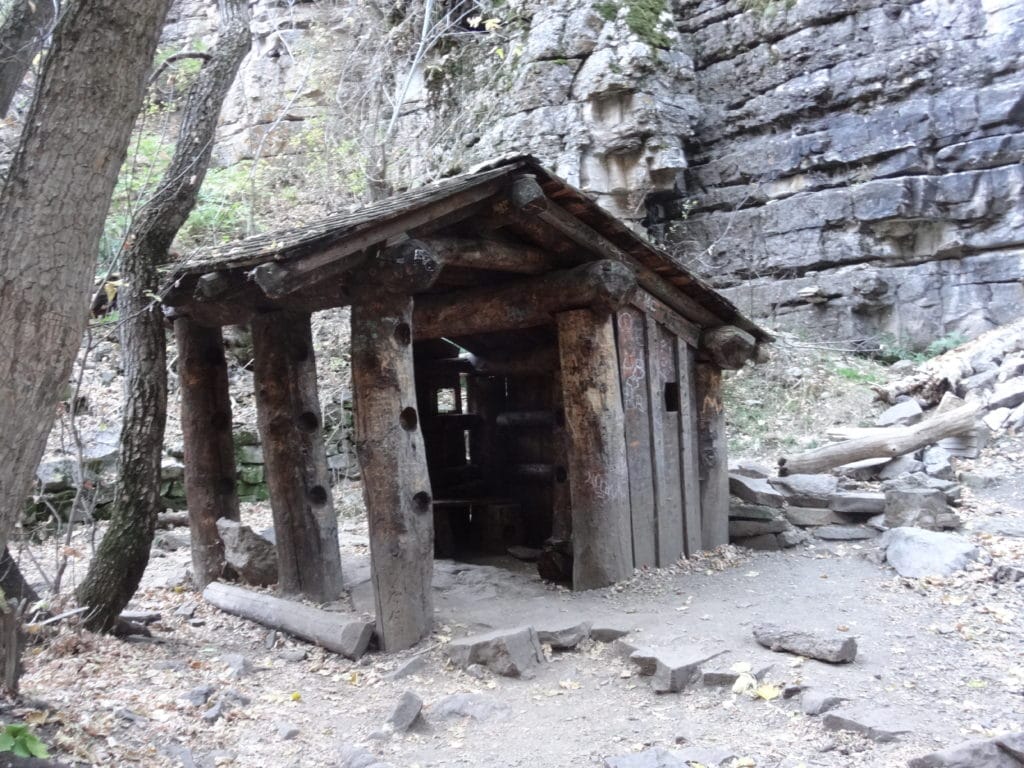 Hanging Lake Hike Guide