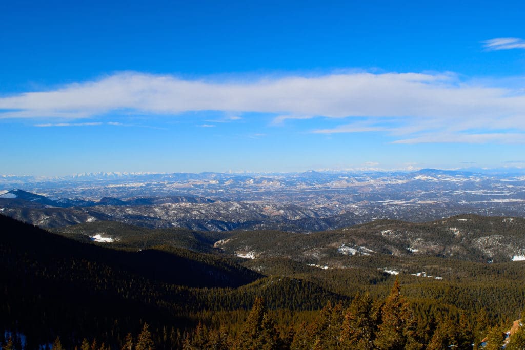 Pikes Peak Winter 14er Hike Information & Review