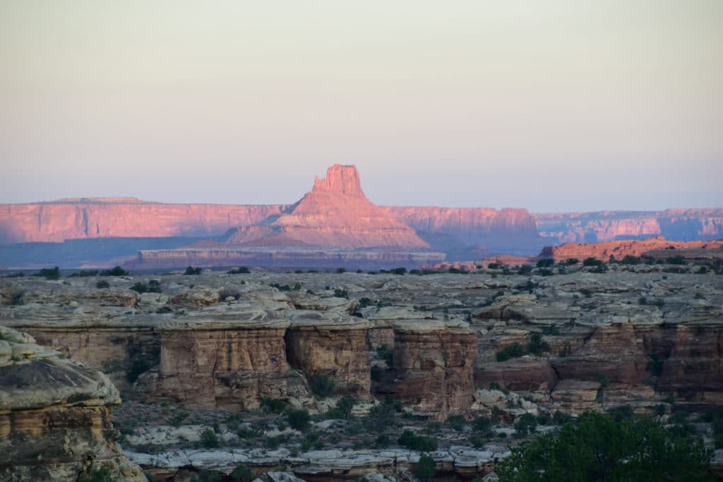 Needles District Canyonlands National Park Hike Guide