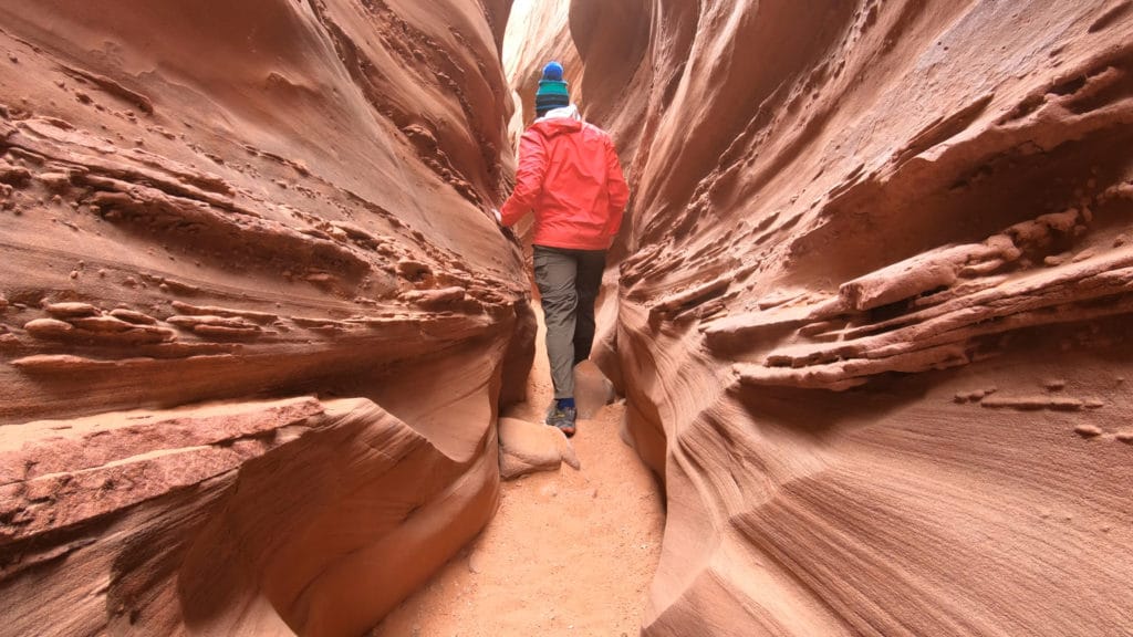 Spooky & Peekaboo Slot Canyons Hike Guide