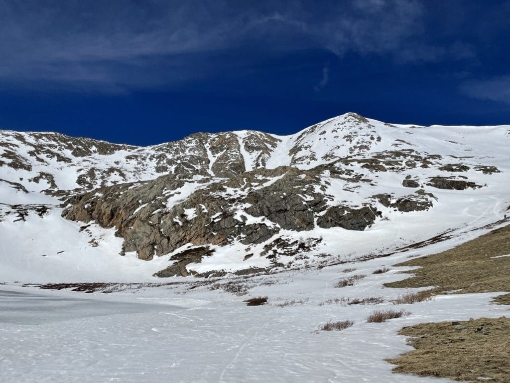 Whale Peak via Whale's Tail Couloir Hike Pictures