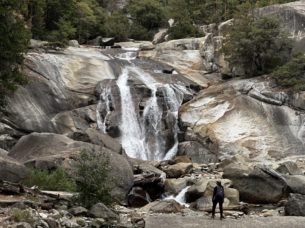 Mist Falls Kings Canyon Hike Pictures