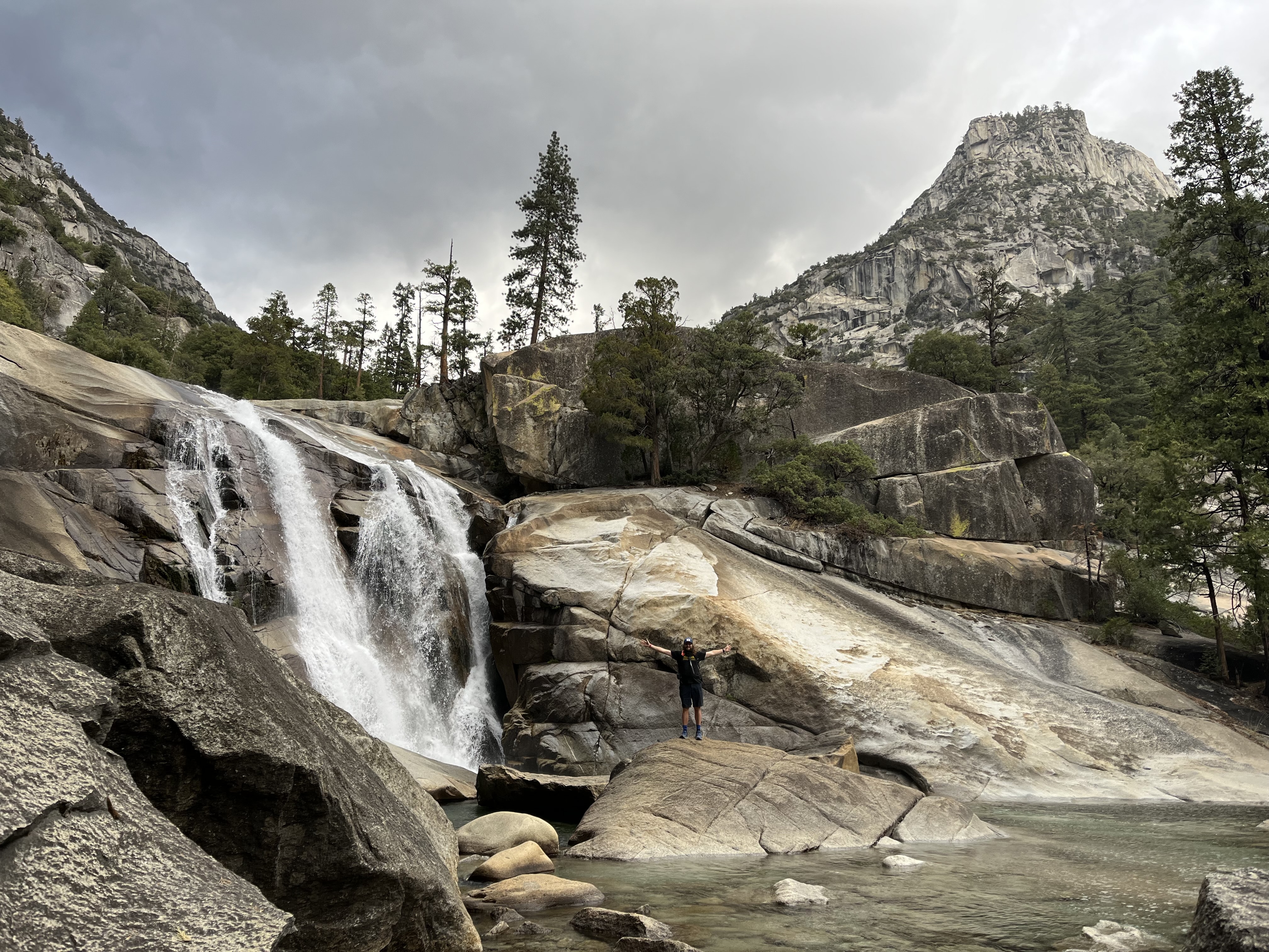 Mist Falls Kings Canyon Hike Pictures