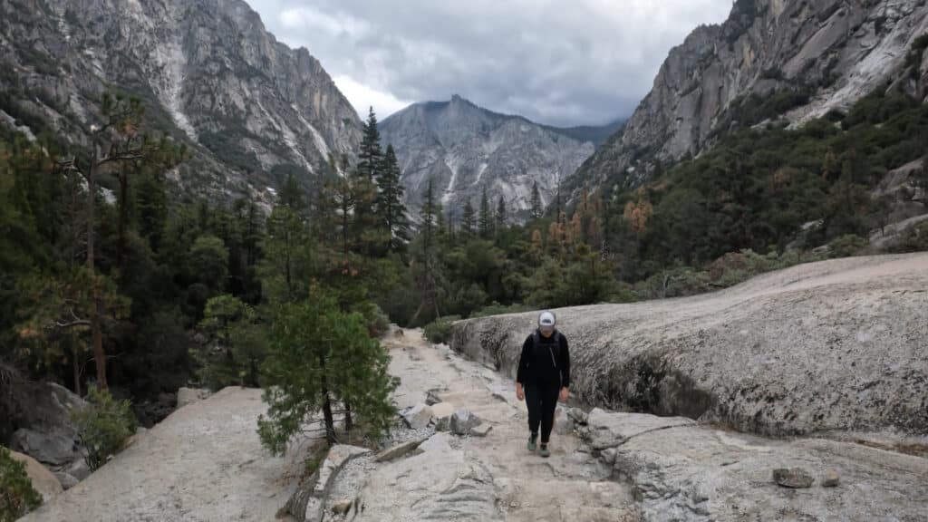 Mist Falls Kings Canyon Hike Pictures